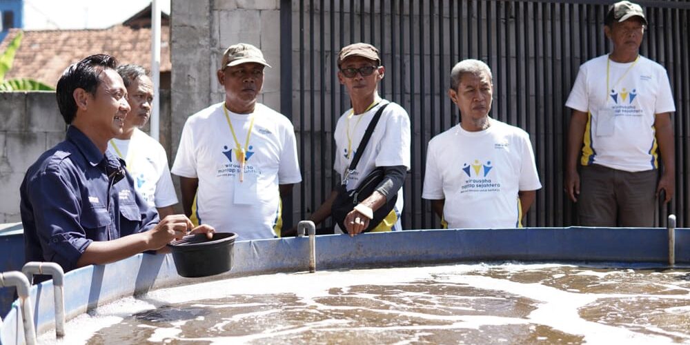 Pelatihan Pembesaran Ikan Nila Kolam Terpal Sistem Bioflok